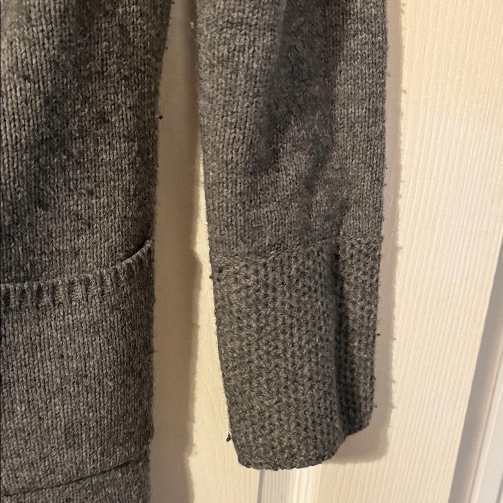 Gray Women's wool sweater  Coat - Picture 5 of 11